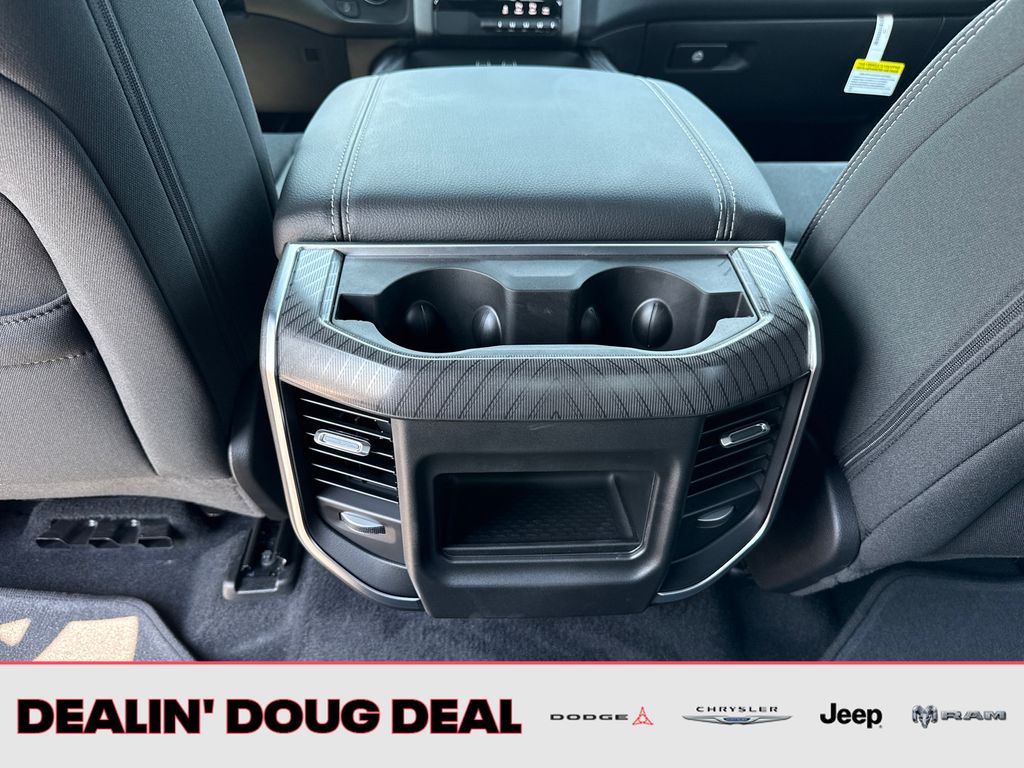 2026 RAM 1500 Express - Photo 10