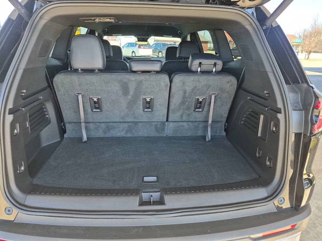 2026 GMC Acadia Elevation - Photo 9