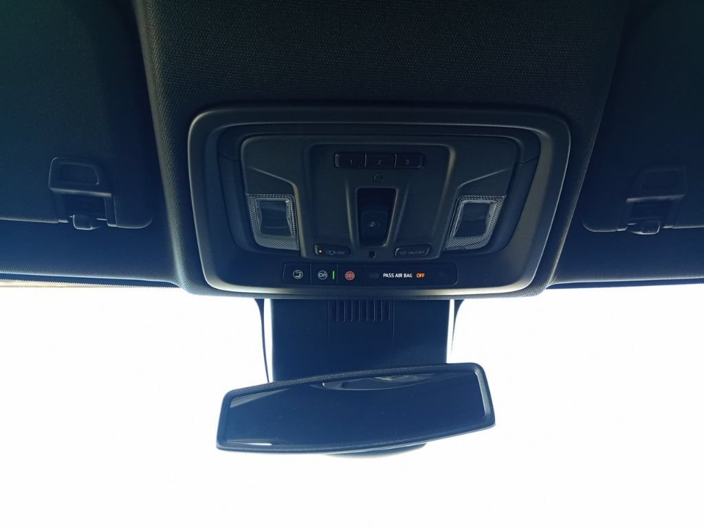 2026 GMC Sierra 1500 SLT - Photo 10