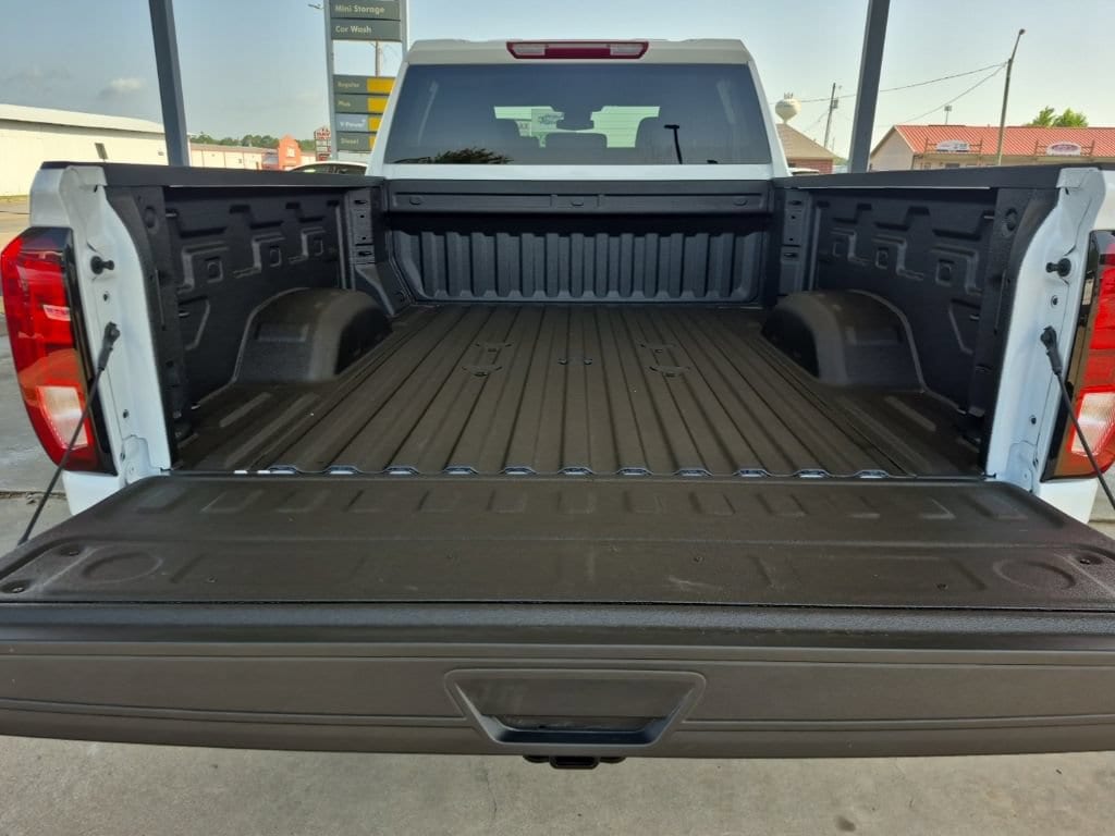 2026 GMC Sierra 2500HD Pro - Photo 9