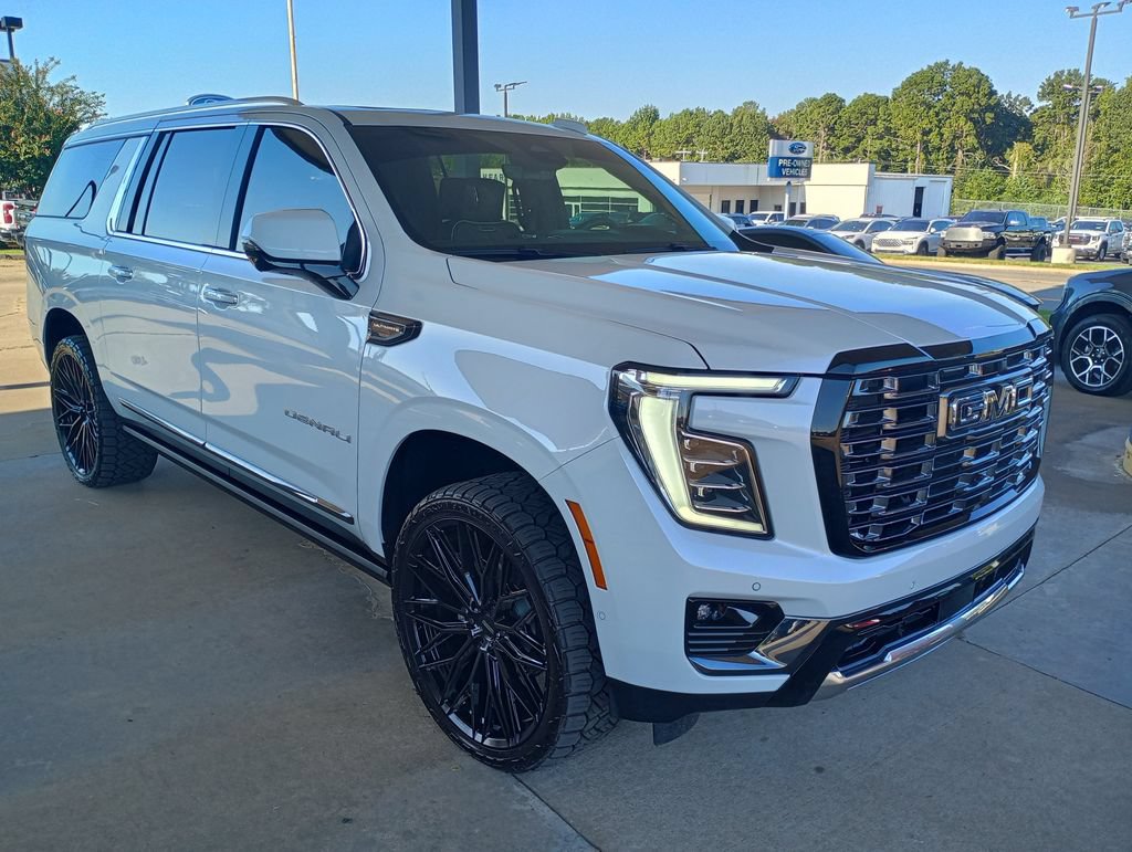 2026 GMC Yukon XL Denali Ultimate - Photo 7