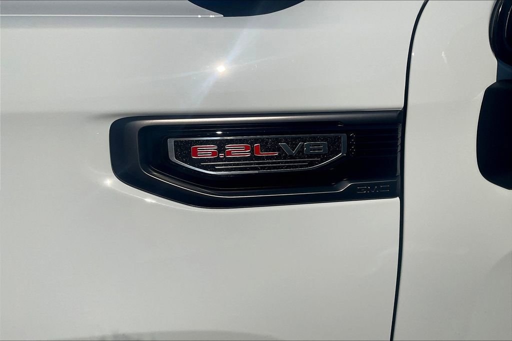 2026 GMC Sierra 1500 AT4X - Photo 8