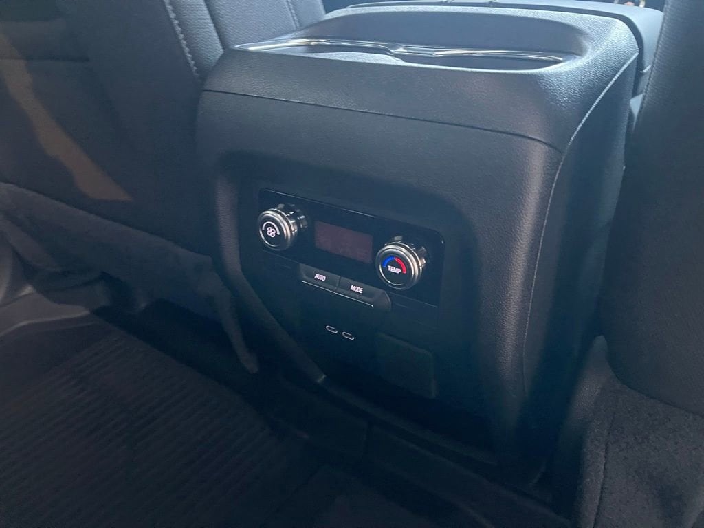 2026 GMC Acadia Elevation - Photo 13