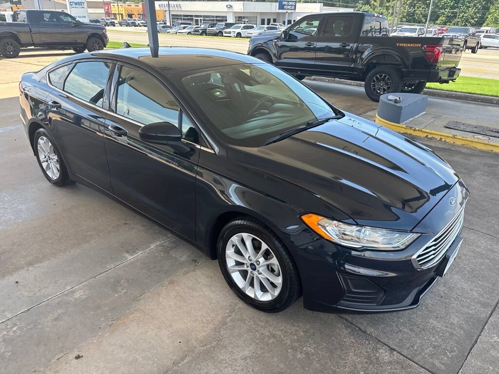 Used 2020 Ford Fusion SE Sedan