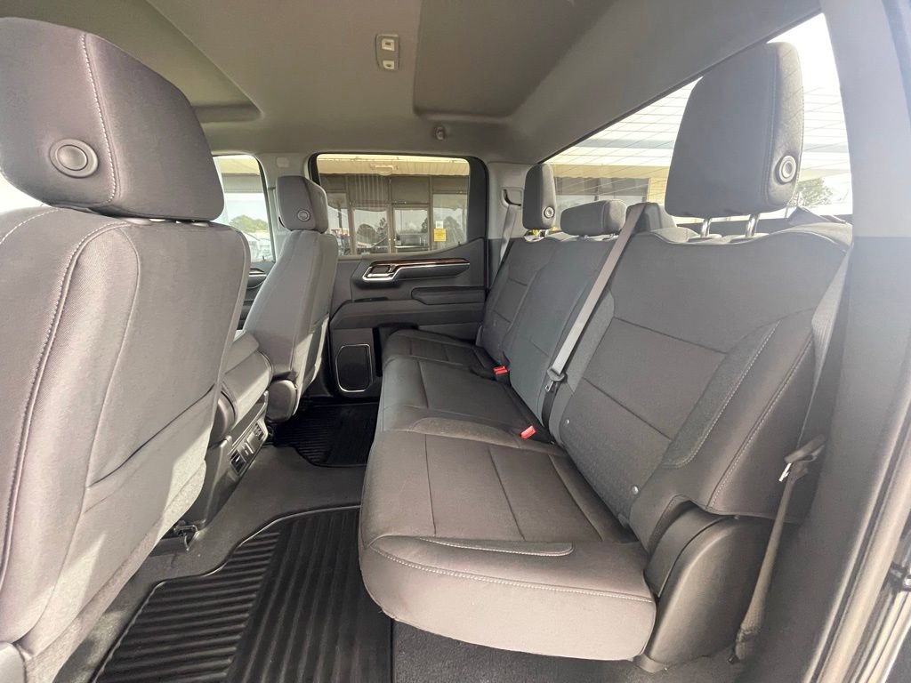 2026 GMC Sierra 1500 SLE - Photo 10