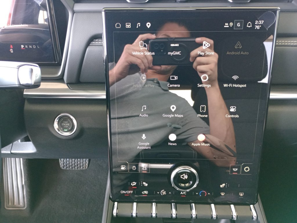 2027 GMC Terrain Elevation - Photo 17