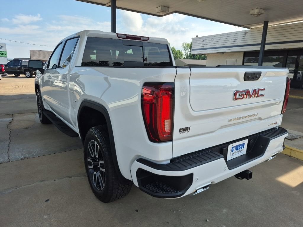 2026 GMC Sierra 1500 AT4 - Photo 8