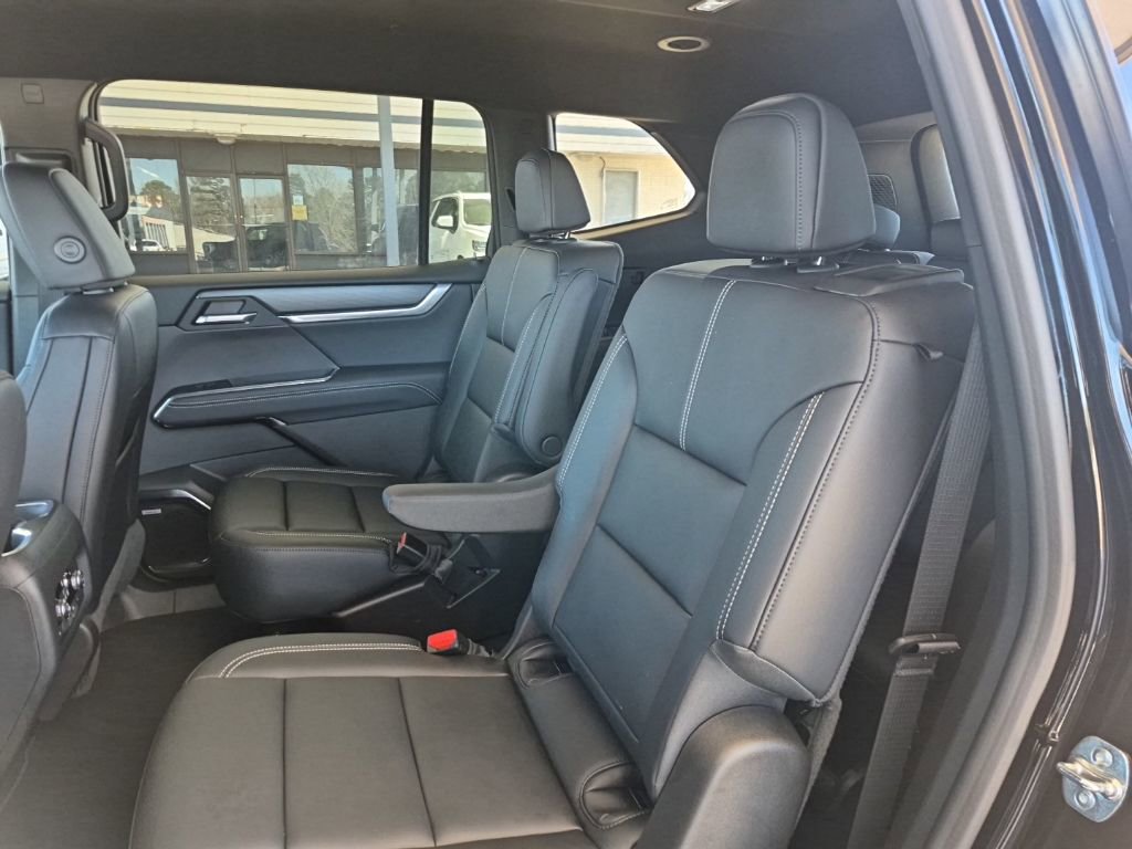 2026 GMC Acadia Elevation - Photo 13