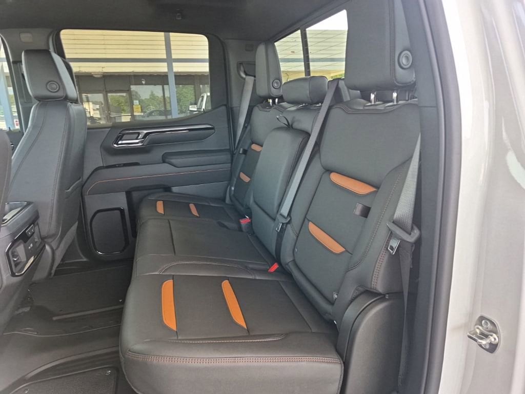 2026 GMC Sierra 1500 AT4 - Photo 12