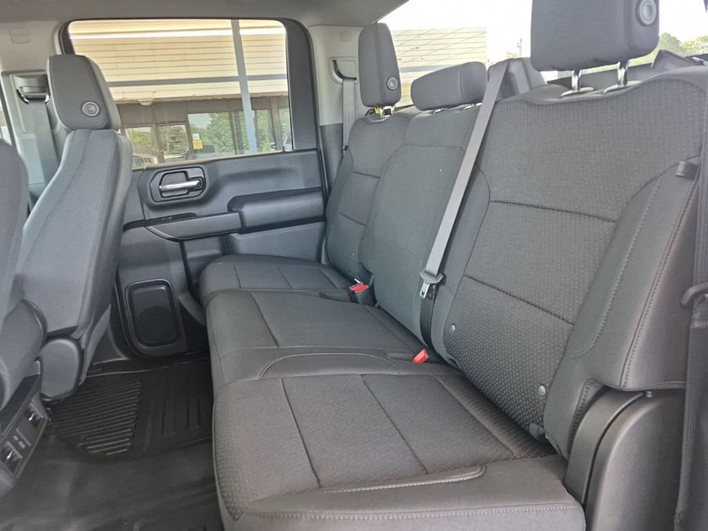 2026 GMC Sierra 2500HD Pro - Photo 11
