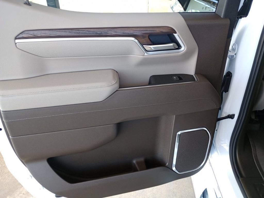2026 GMC Sierra 1500 SLT - Photo 22