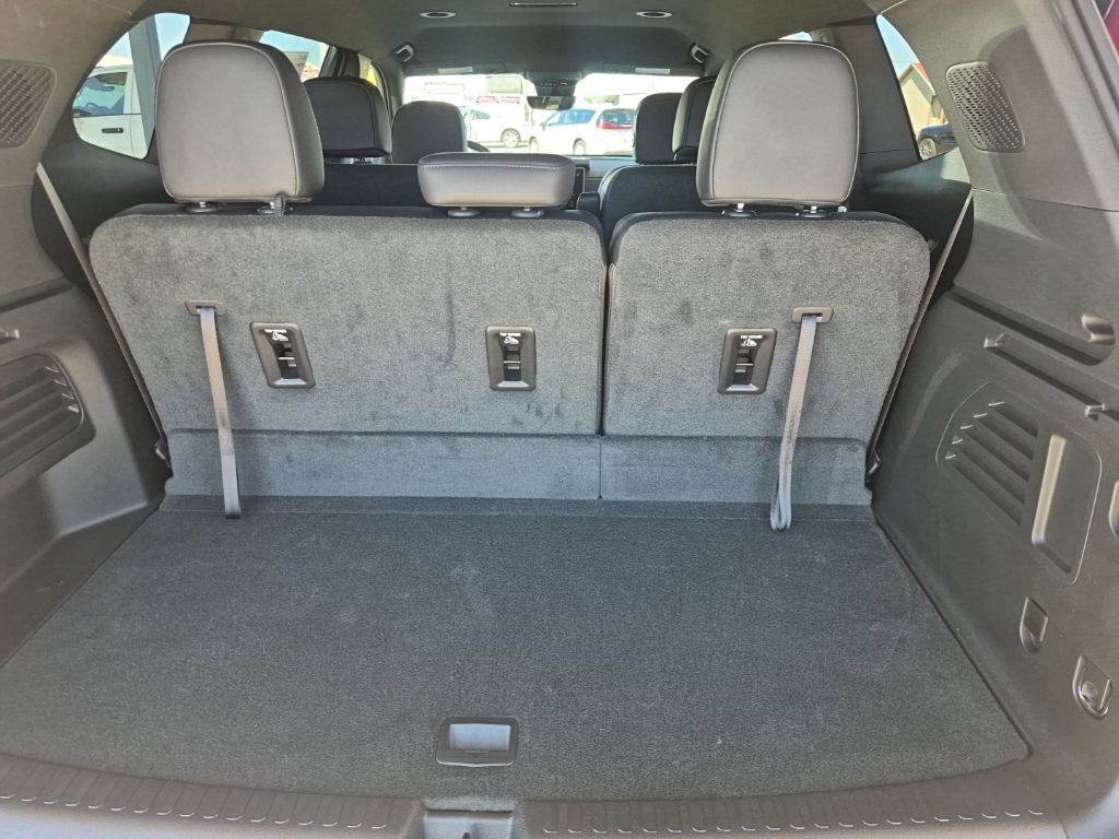 2026 GMC Acadia Elevation - Photo 9