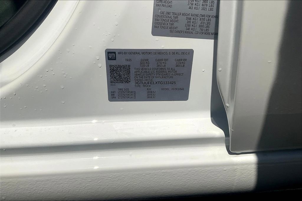 2026 GMC Sierra 1500 AT4X - Photo 13