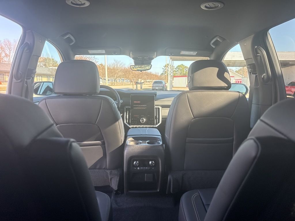2026 GMC Acadia Elevation - Photo 15