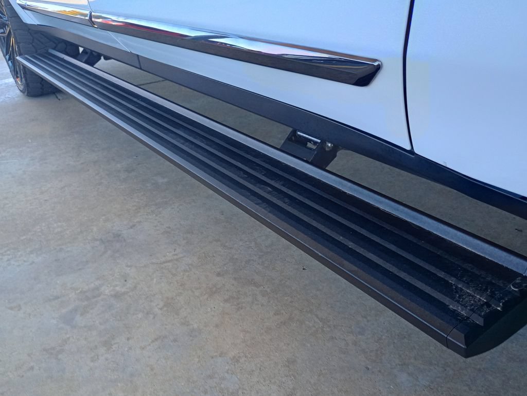 2026 GMC Yukon XL Denali Ultimate - Photo 31