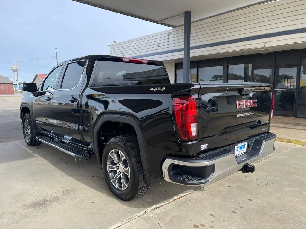 2026 GMC Sierra 1500 SLE - Photo 7
