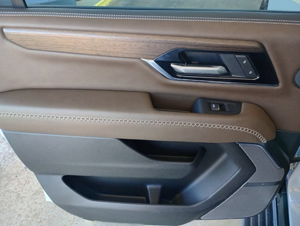 2026 GMC Yukon XL Denali Ultimate - Photo 25