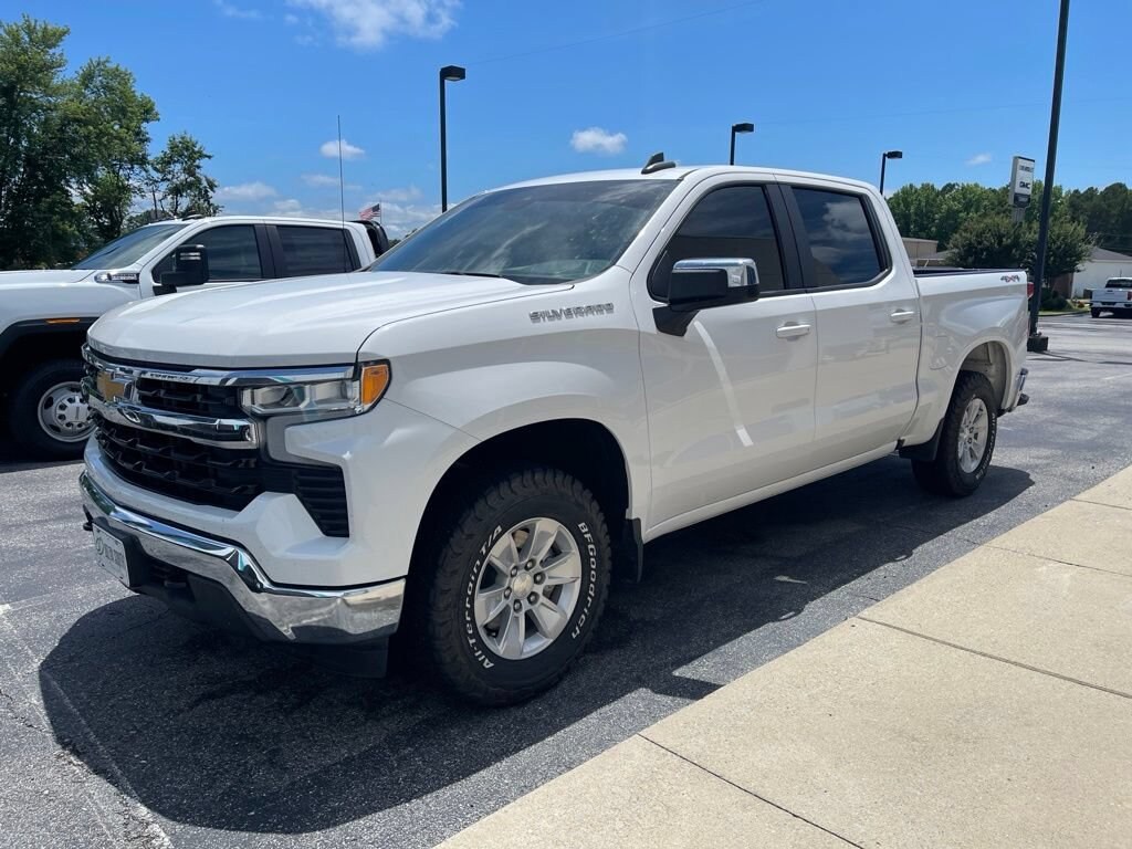 Used 2023 Chevrolet Silverado 1500 LT Truck