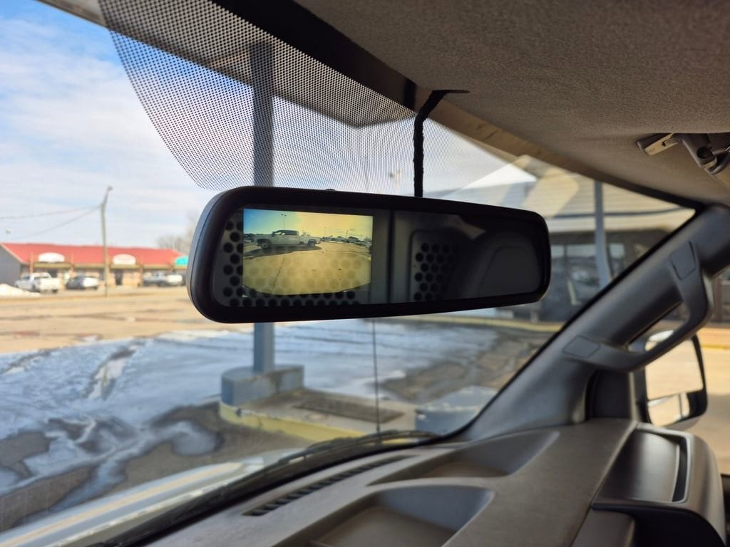 2025 GMC Savana Cargo Work Van - Photo 13