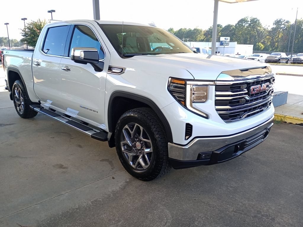 2026 GMC Sierra 1500 SLT - Photo 7