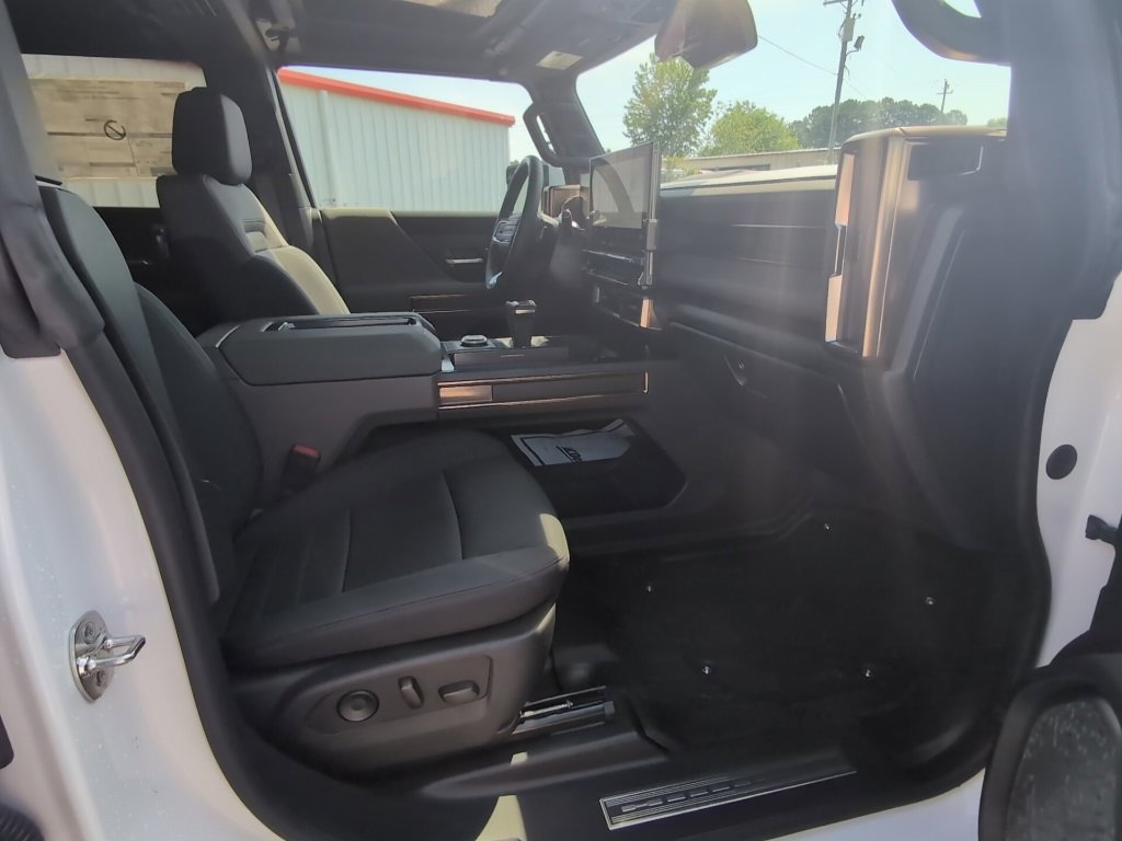 2025 GMC HUMMER EV 2X - Photo 39
