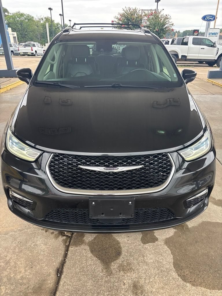 Used 2022 Chrysler Pacifica Touring L with VIN 2C4RC1BG4NR214811 for sale in Heber Springs, AR