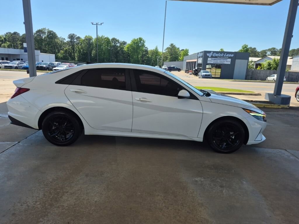 Used 2021 Hyundai Elantra SEL Sedan