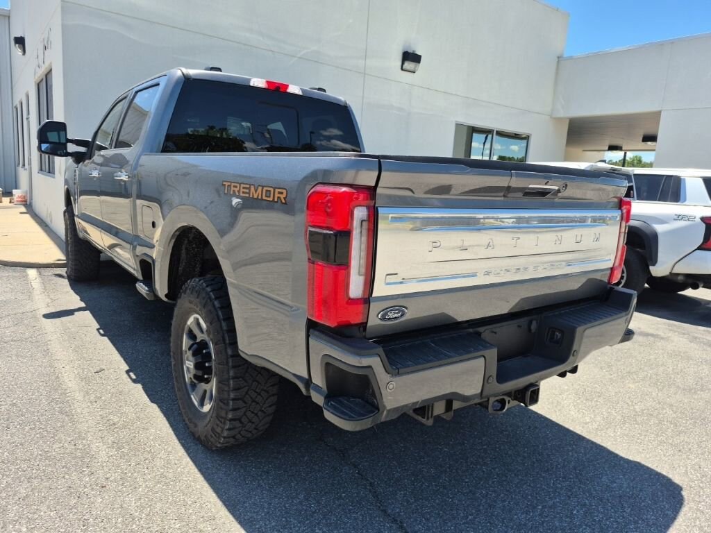 Used 2024 Ford F-250 Platinum Truck