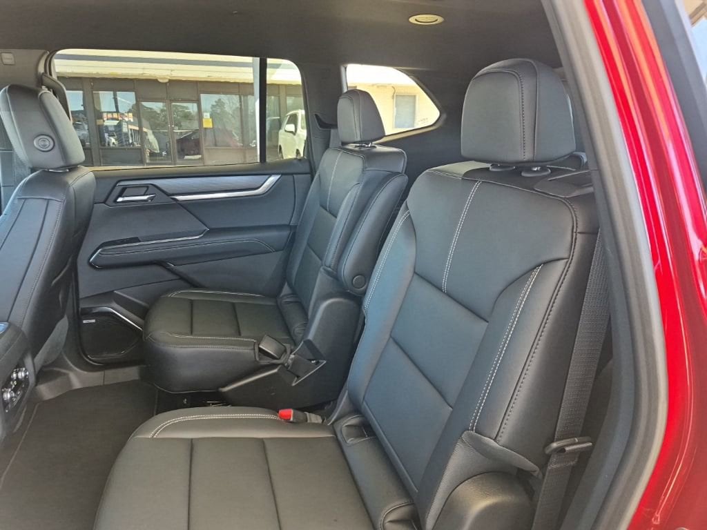 2026 GMC Acadia Elevation - Photo 13