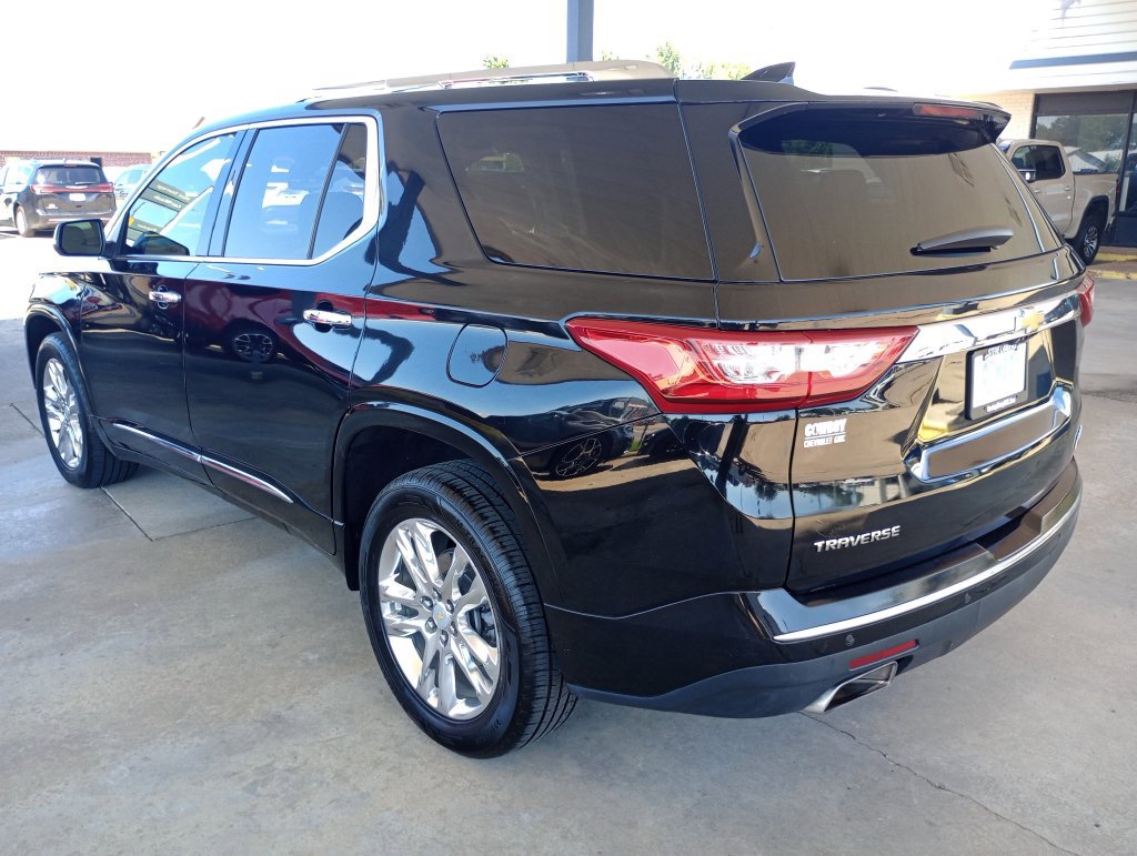 Used 2021 Chevrolet Traverse High Country SUV