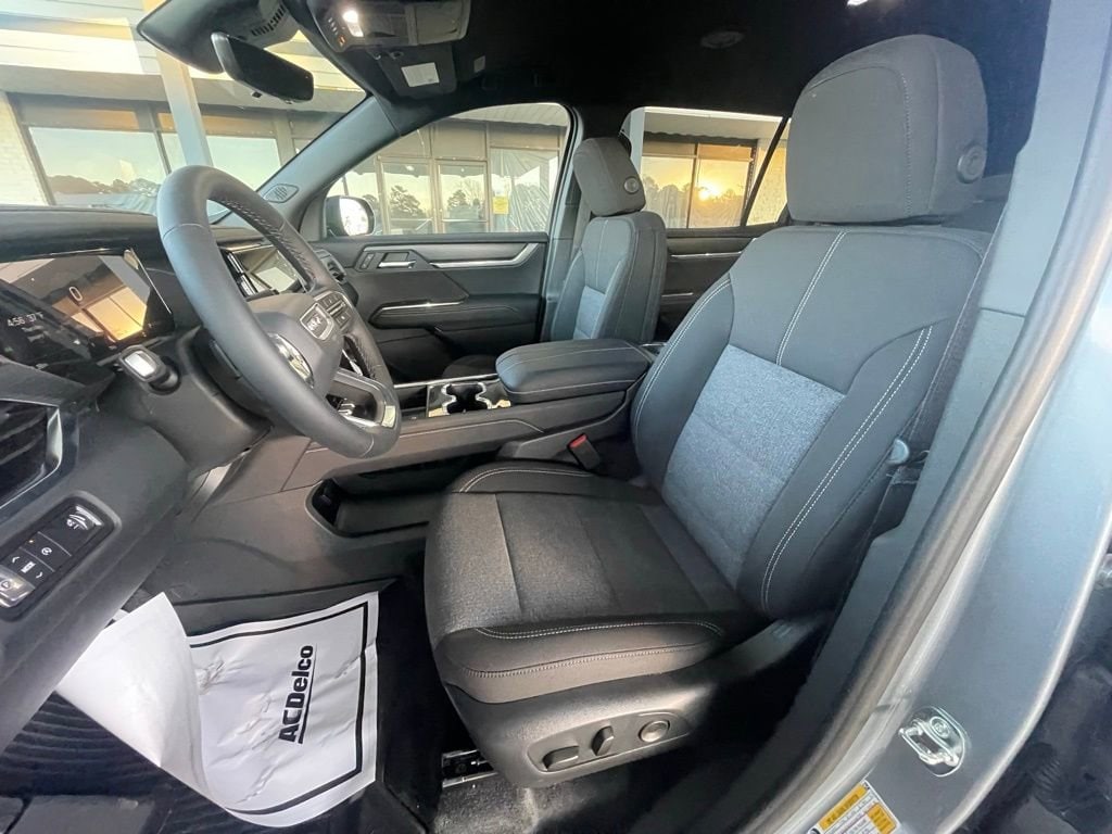 2026 GMC Acadia Elevation - Photo 7