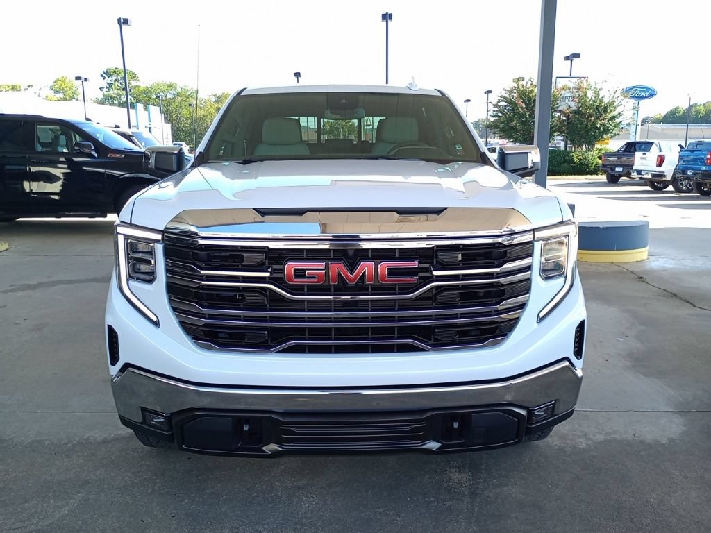 2026 GMC Sierra 1500 SLT - Photo 8