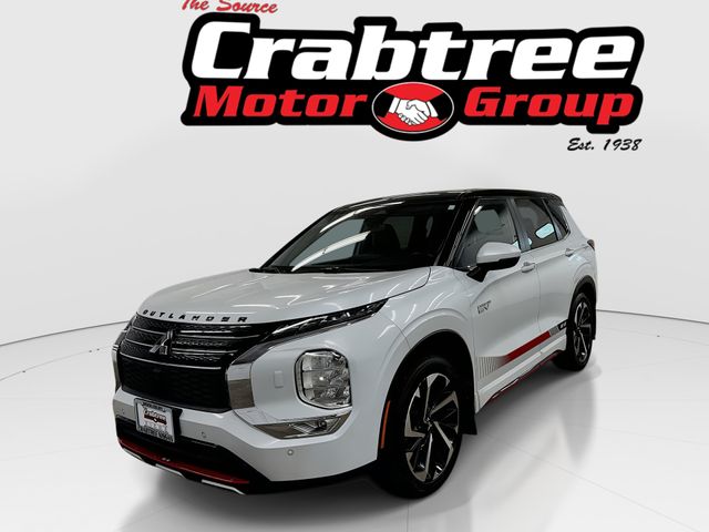 2024 Mitsubishi Outlander Plug-in Hybrid SE S-AWC's photo