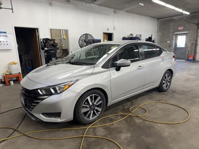 2023 Nissan Versa Sedan SV