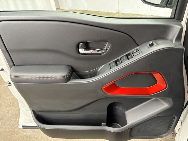 2025 Nissan Frontier PRO-4X - Photo 15