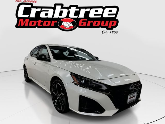 2023 Nissan Altima SR