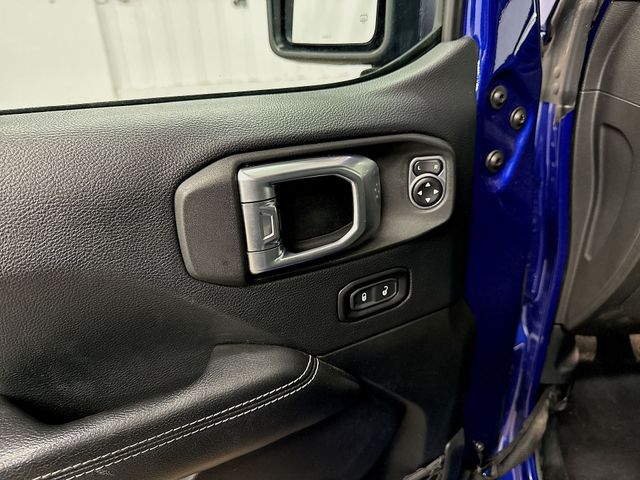 2018 Jeep All-New Wrangler Unlimited Sahara - Photo 15
