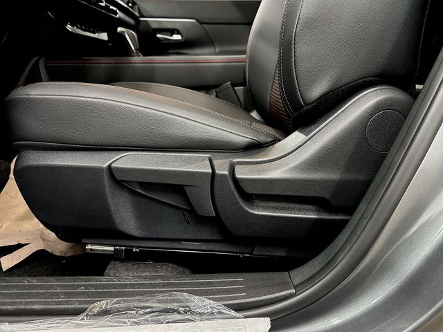 2026 Nissan KICKS SR AWD - Photo 12