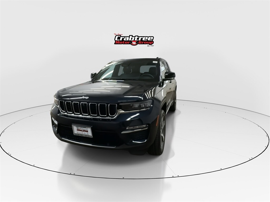 Used 2024 Jeep Grand Cherokee Limited SUV