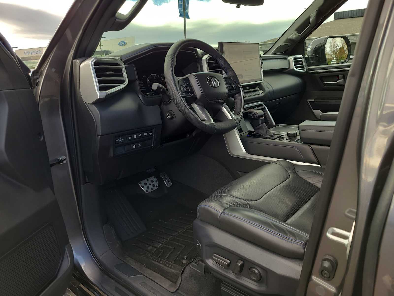 Thumbnail: 2025 Toyota Tundra - 10