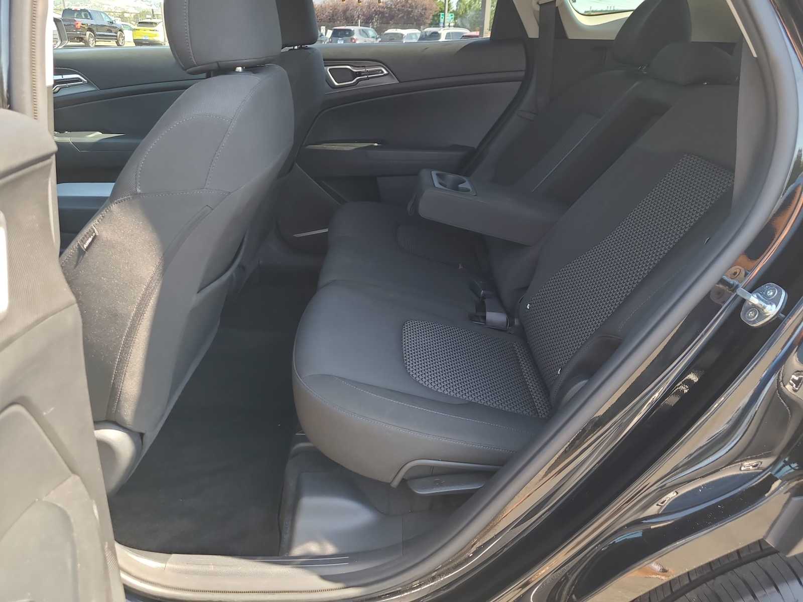 Thumbnail: 2024 Kia Sportage - 21