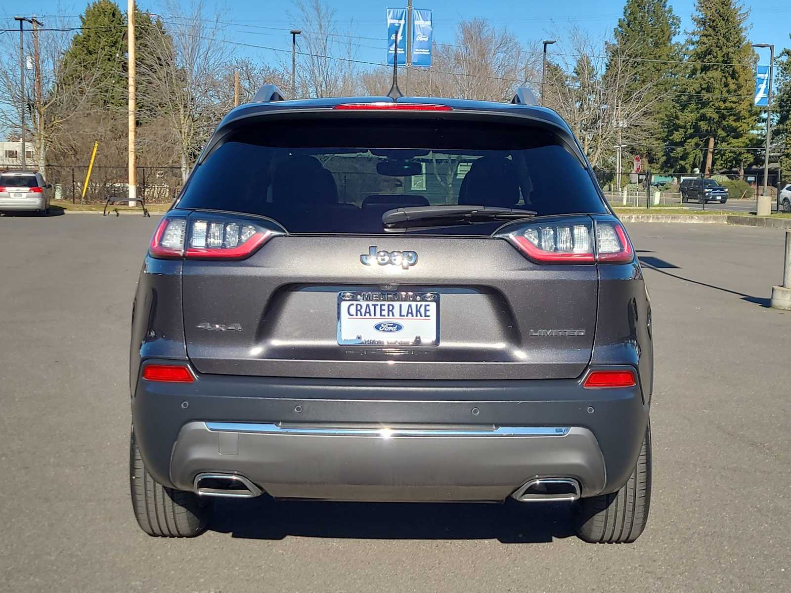 Thumbnail: 2019 Jeep Cherokee - 13