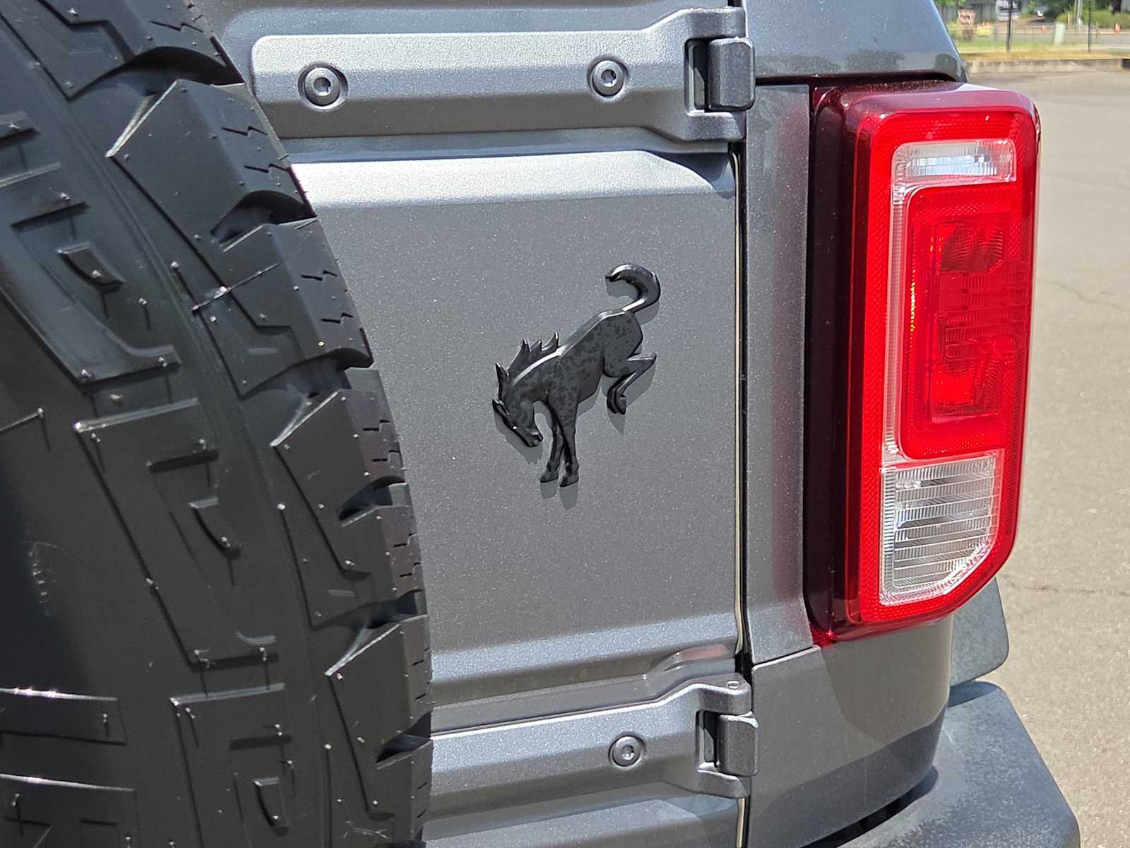 Thumbnail: 2021 Ford Bronco - 15