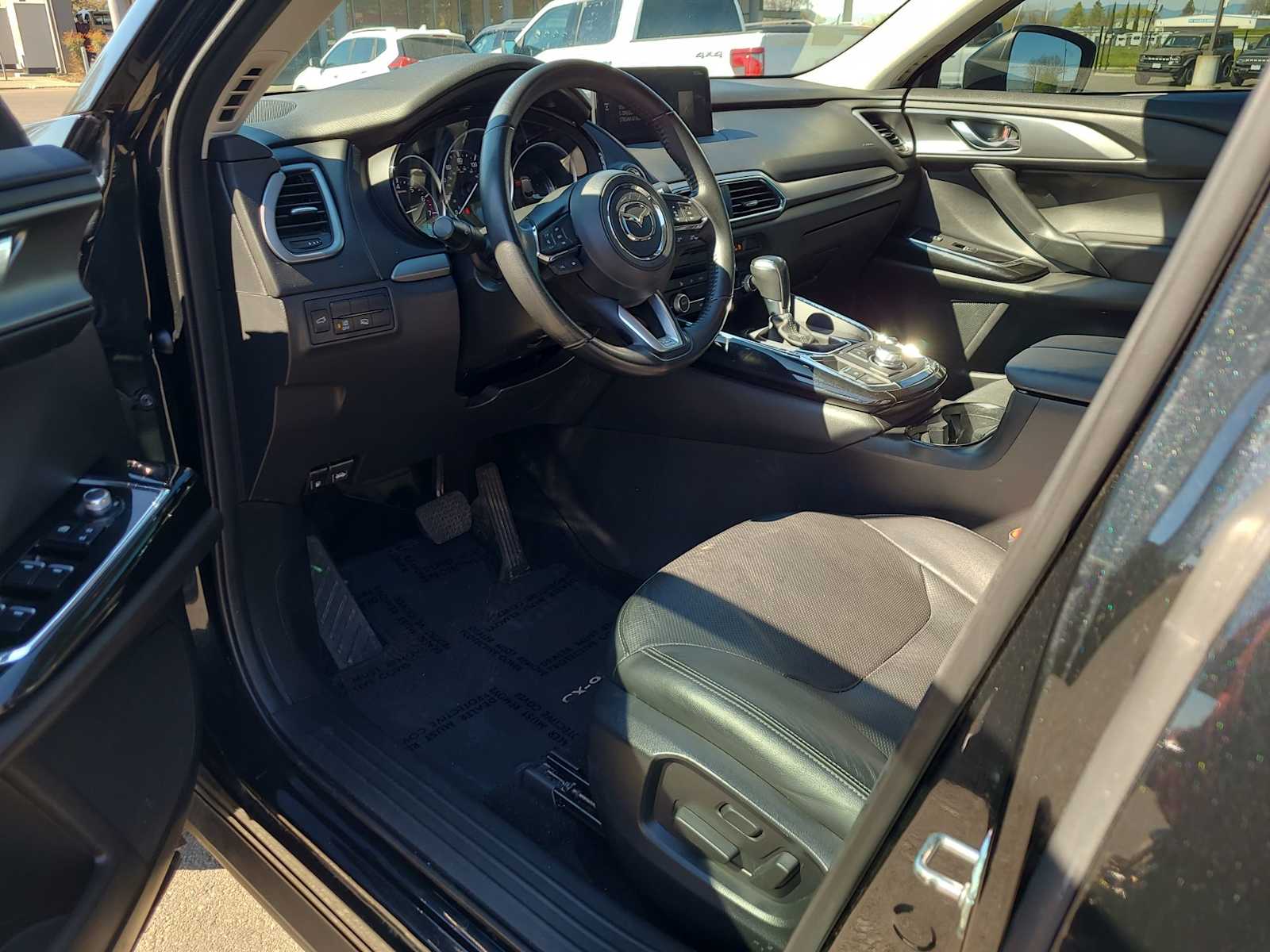 Thumbnail: 2023 Mazda CX-9 - 10