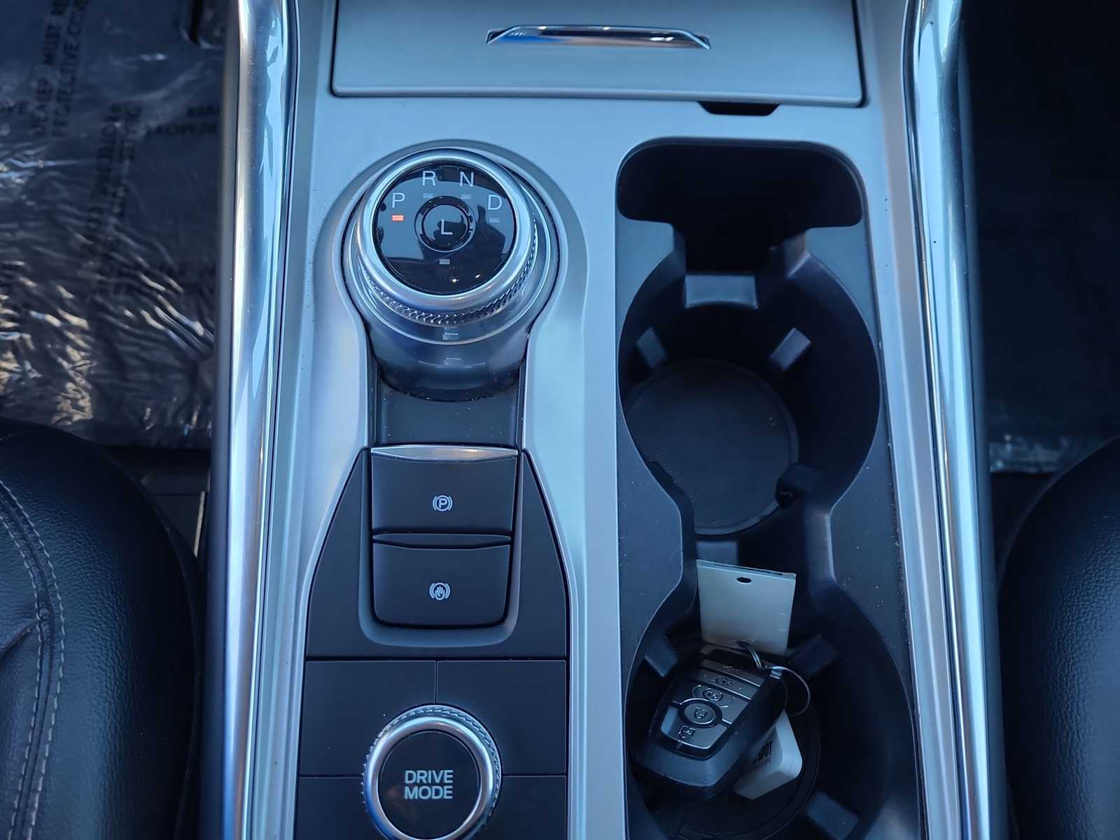 Thumbnail: 2023 Ford Explorer - 25