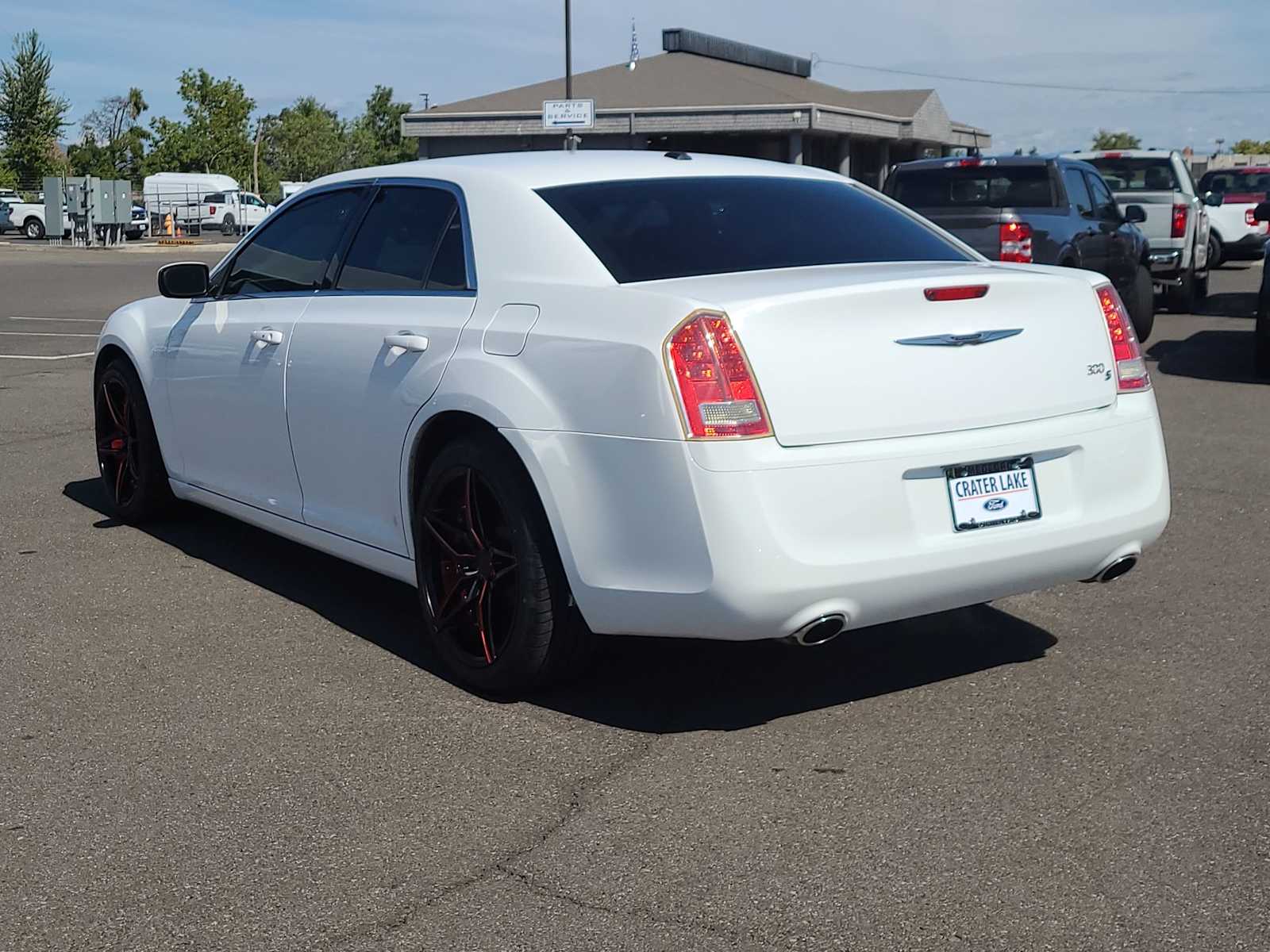 2014 Chrysler 300 S 12