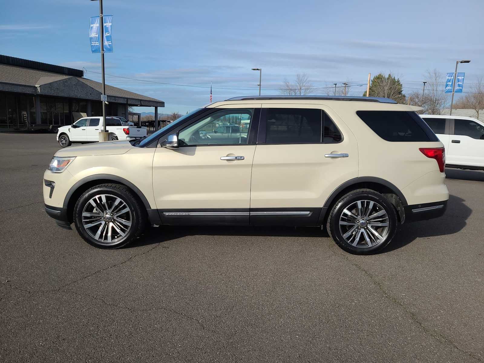 Thumbnail: 2018 Ford Explorer - 11