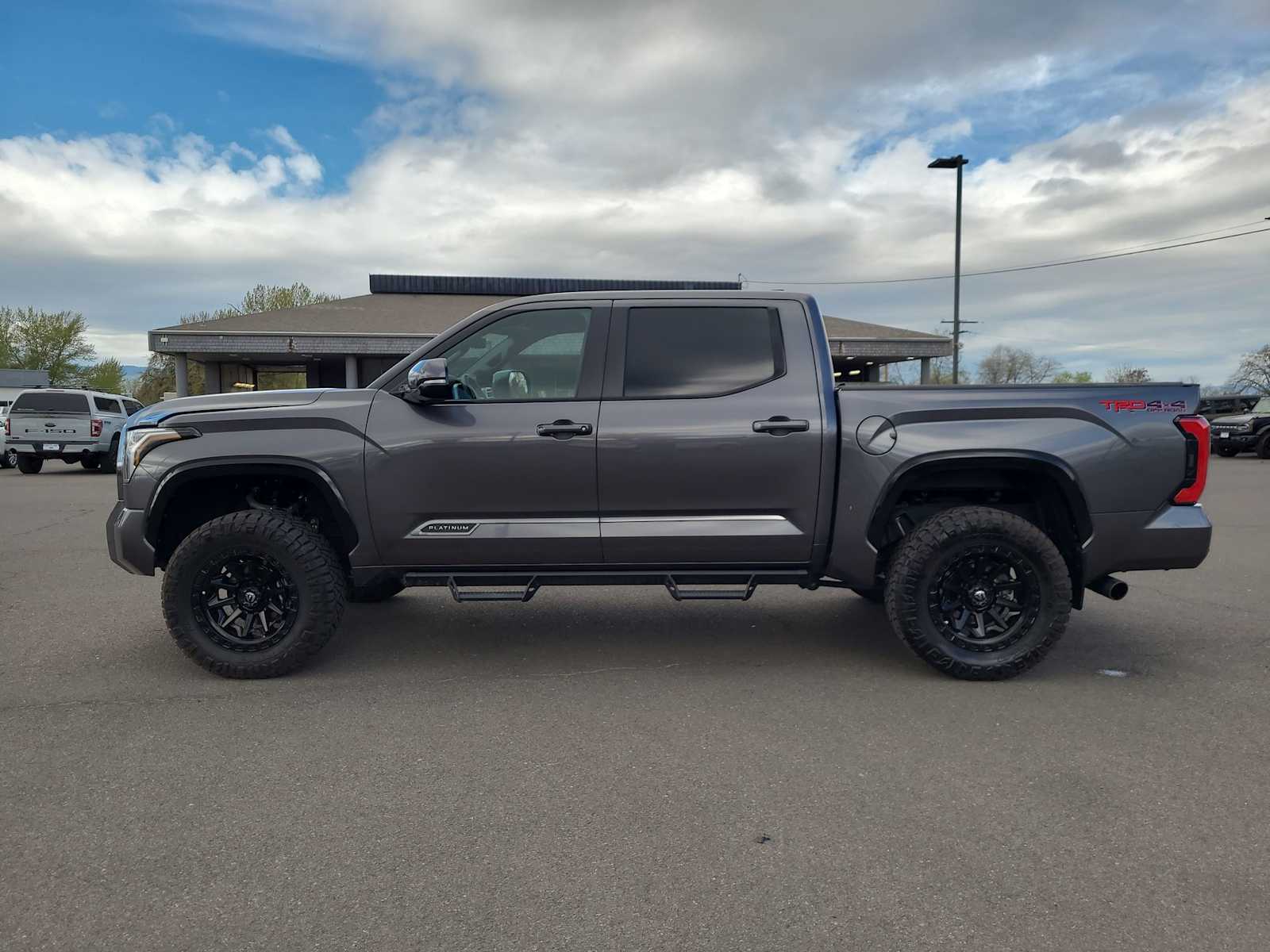 Thumbnail: 2025 Toyota Tundra - 11