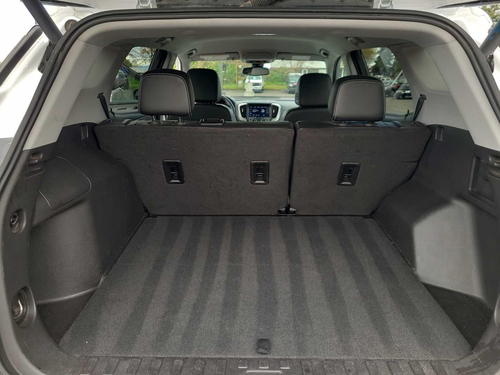 Thumbnail: 2024 GMC Terrain - 27