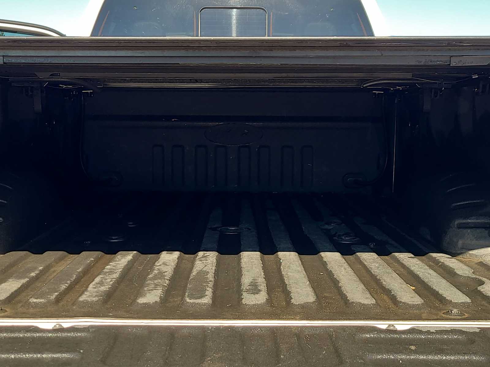 Thumbnail: 2020 Ford F-350 - 27